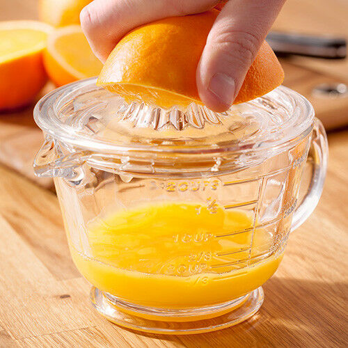 Judge Glass Measuring Jug with Citrus Press